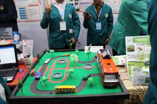 Medan Fascination Bus (MFB) by Using Automatic Absence Machine Technology and Solar Cell for School Bus as a Solution to Reduce Congestion in Medan City